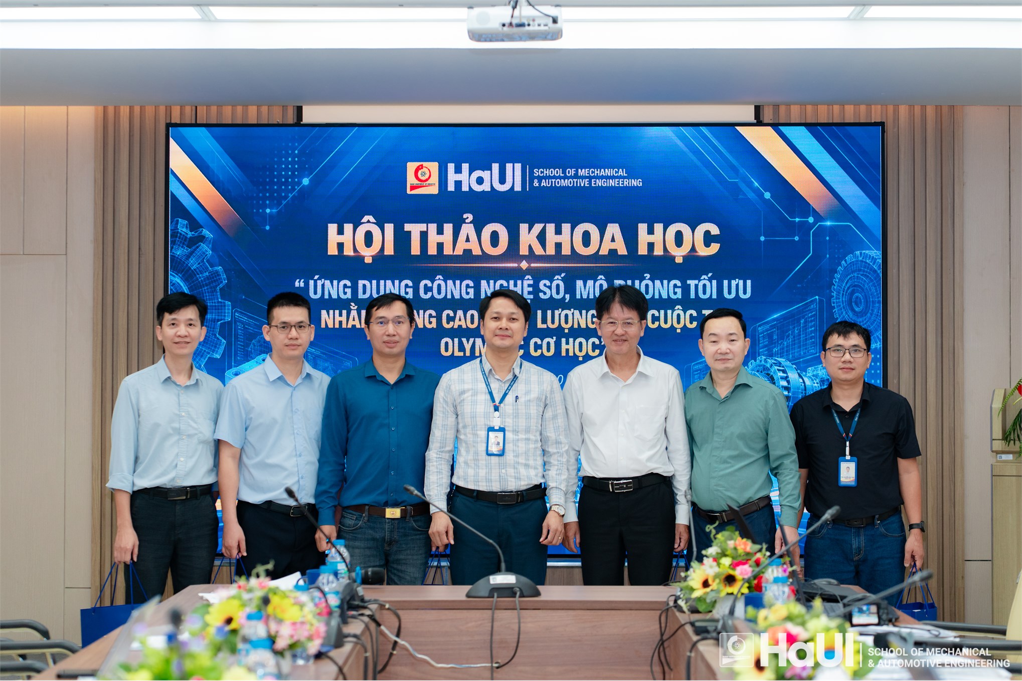 Hội thảo khoa học “Ứng dụng công nghệ số, mô phỏng tối ưu nhằm nâng cao chất lượng các cuộc thi Olympic Cơ học”
